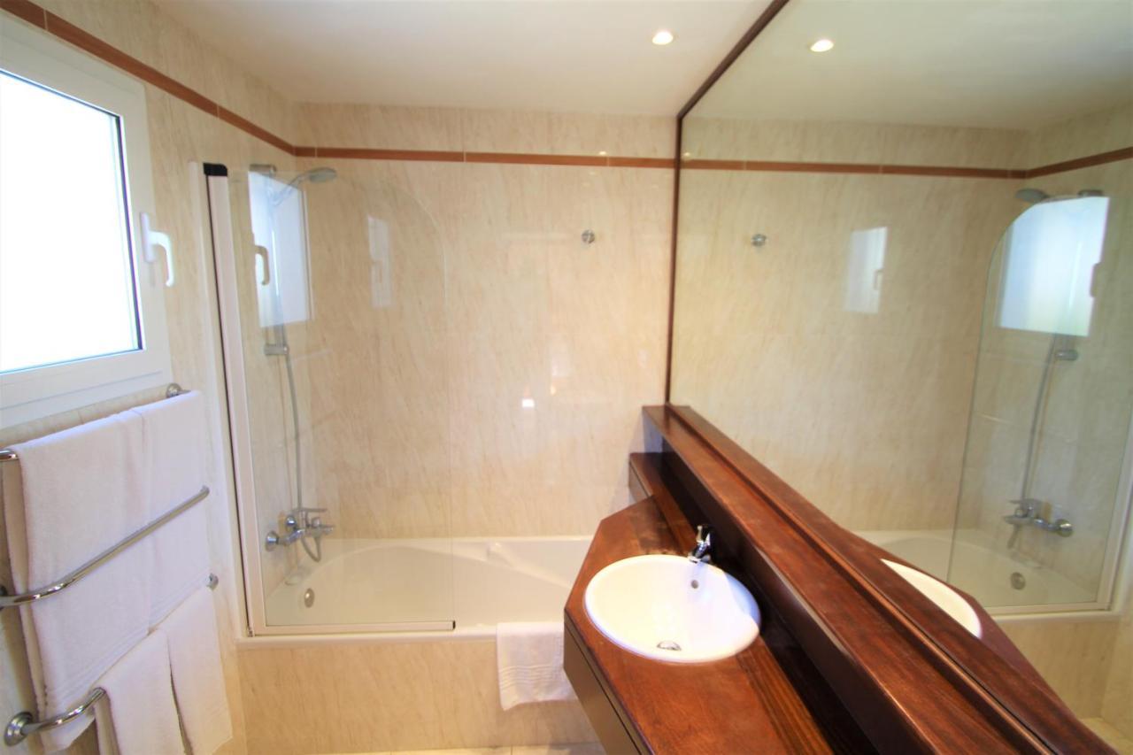 Apartaments Talayot Cala'N Blanes  Exterior photo