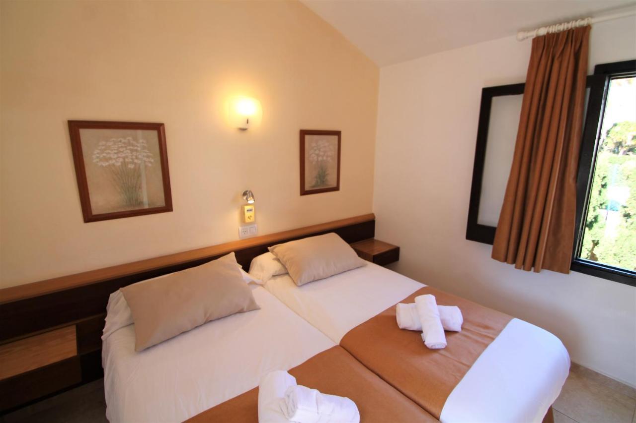 Apartaments Talayot Cala'N Blanes  Exterior photo