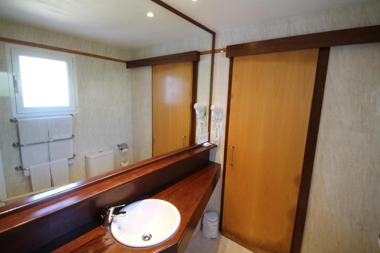 Apartaments Talayot Cala'N Blanes  Exterior photo
