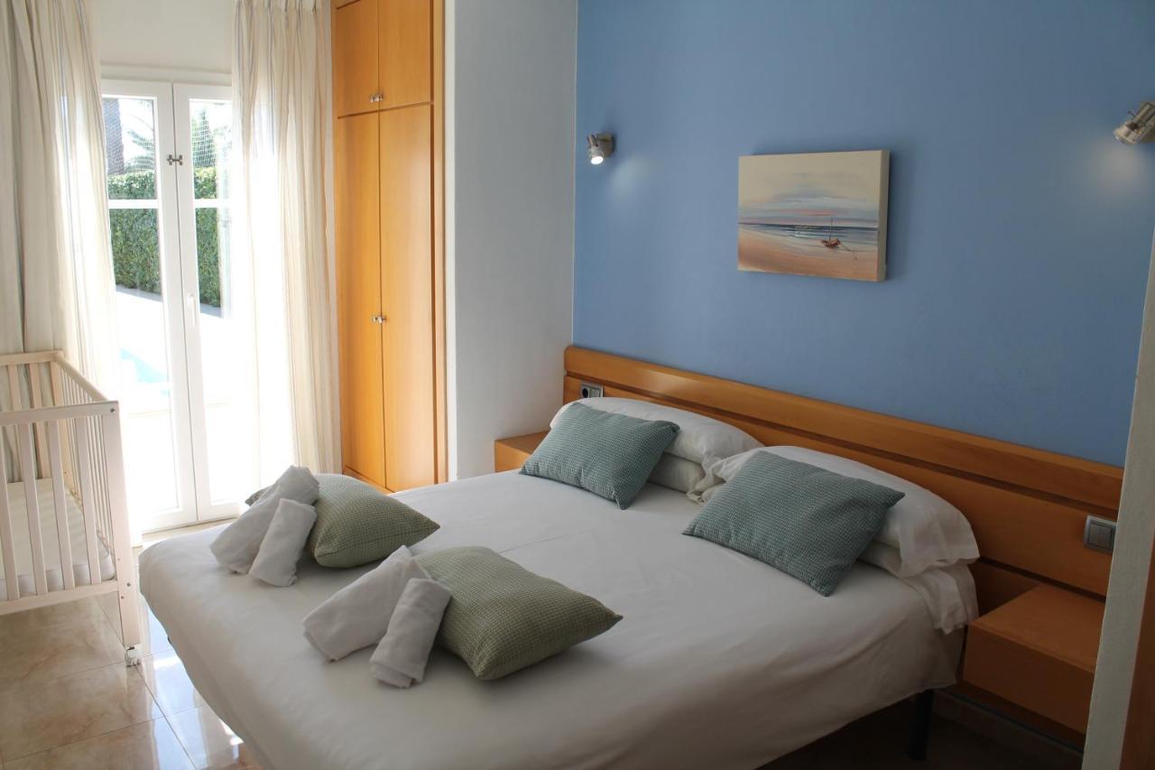 Apartaments Talayot Cala'N Blanes  Exterior photo